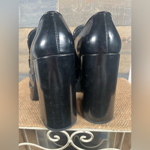 Steve Madden Black Platform Shoes - Picture 13 of 16